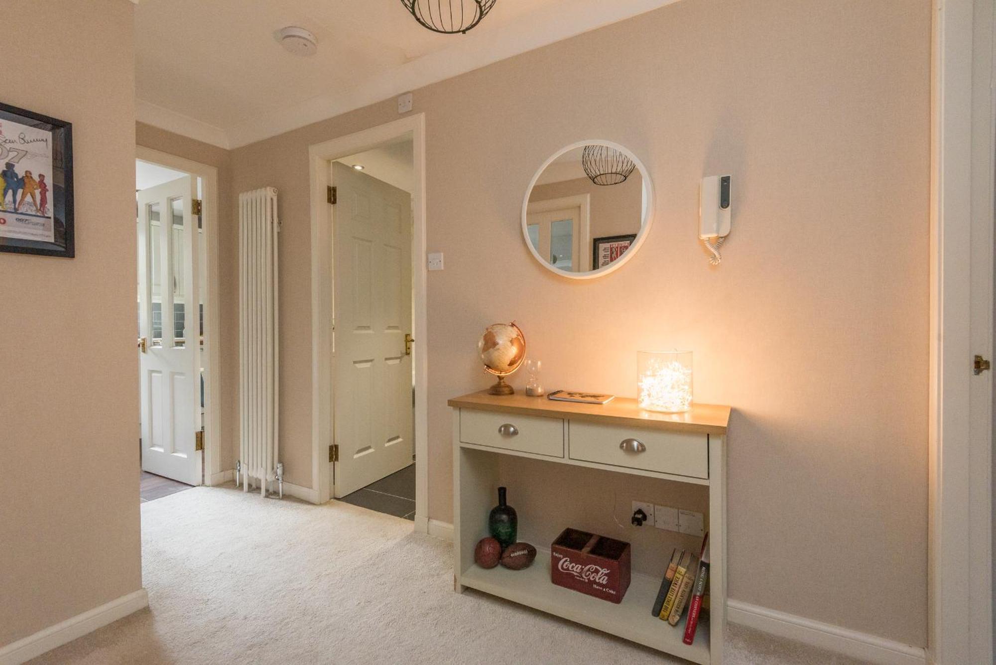 Cosy Roseburn Apartment, Edinburgh - 2 Bedrooms, Free Parking Exterior photo